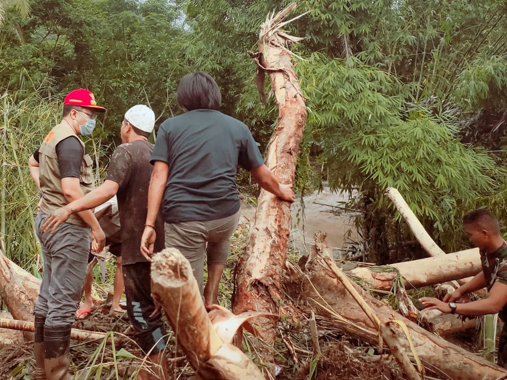 Gubernur NTB Tinjau Lokasi Banjir Bandang di Lombok Barat